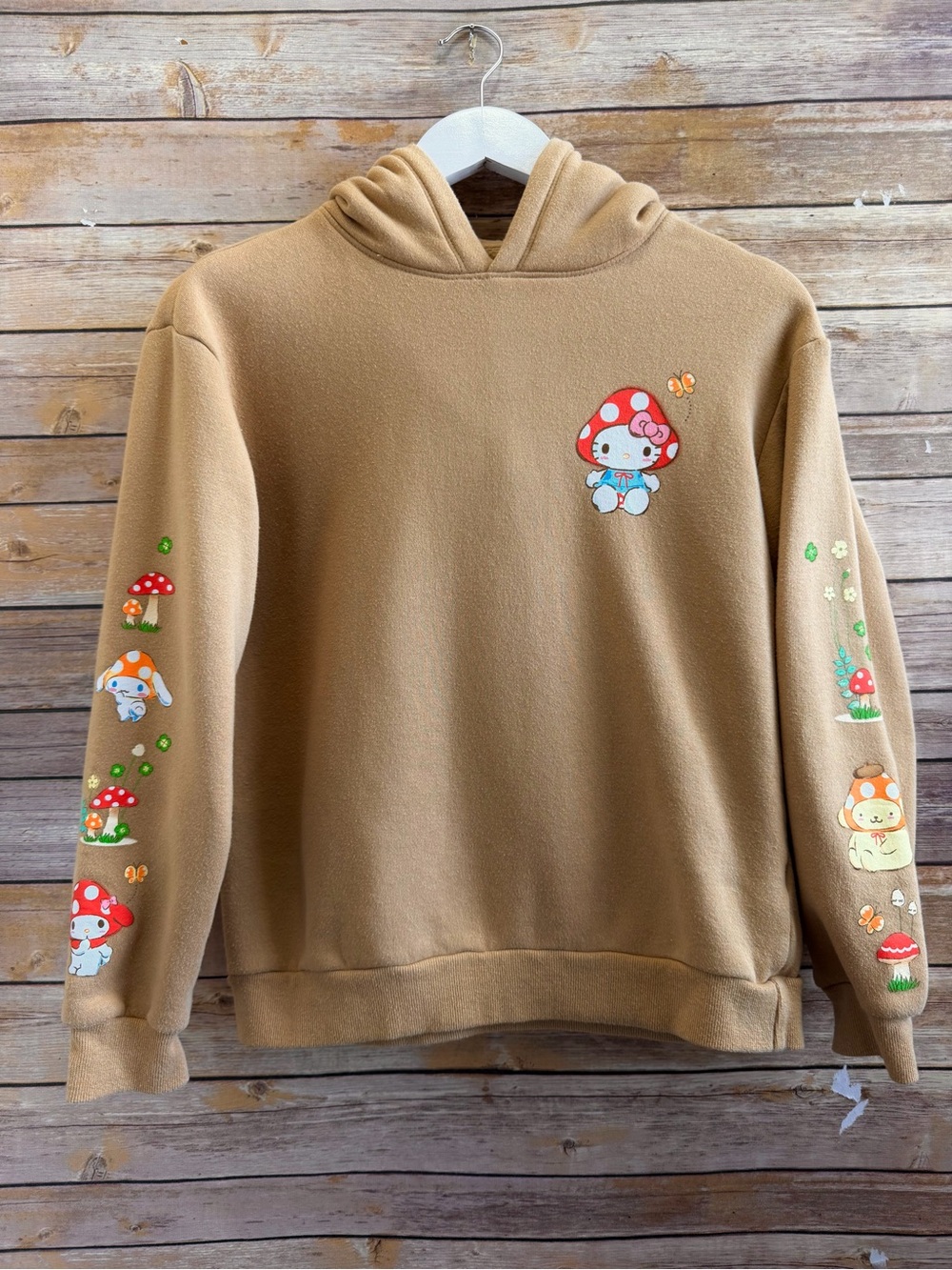 Hello Kitty And Friends Sanrio X Forever 21 Tan Hoodie Sweatshirt Girls 13/14